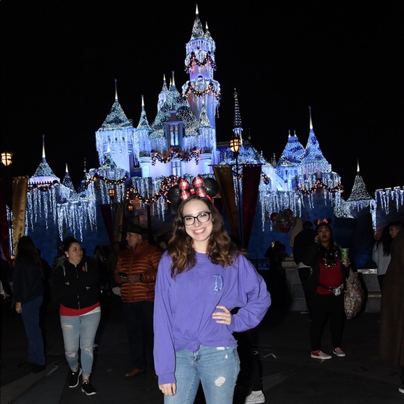 Meet your Posher, Kendra - Picture 7 of 8